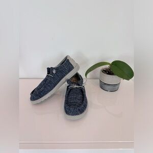 HEY DUDE Wally - Sox Ultralight Heathered Blue Slip-on Men’s Size 11 Shoes